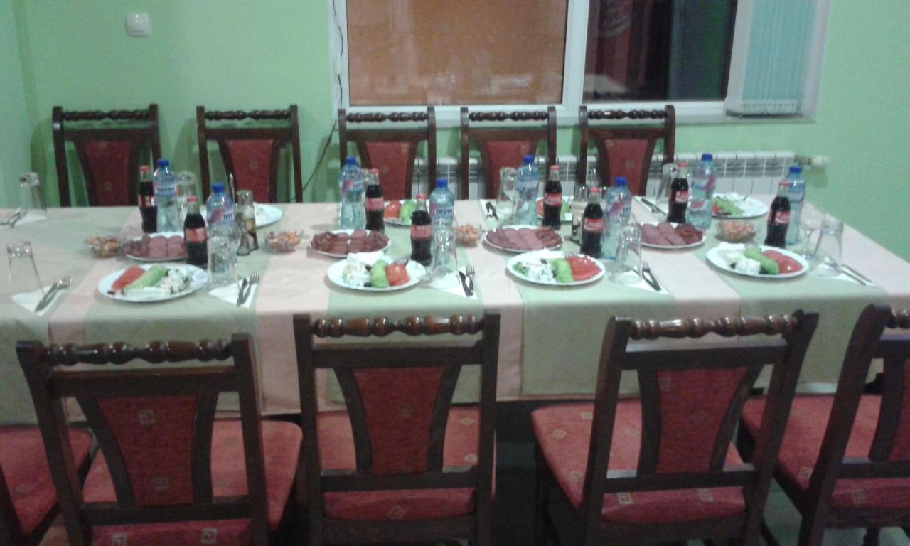 Family Hotel Panorama Sarnitsa Εξωτερικό φωτογραφία