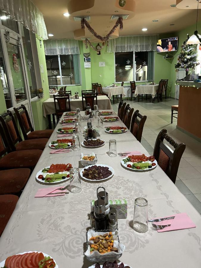 Family Hotel Panorama Sarnitsa Εξωτερικό φωτογραφία