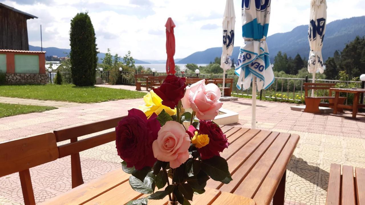 Family Hotel Panorama Sarnitsa Εξωτερικό φωτογραφία