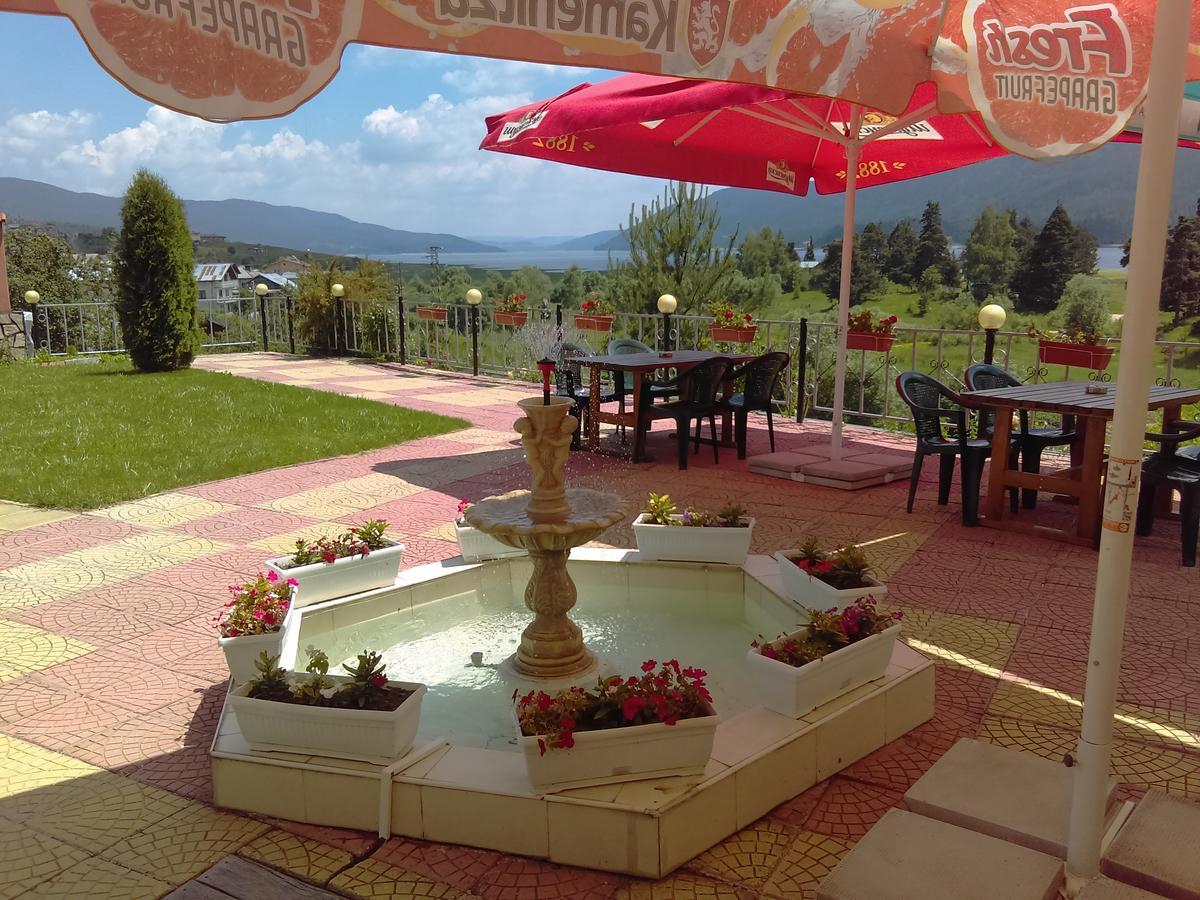 Family Hotel Panorama Sarnitsa Εξωτερικό φωτογραφία