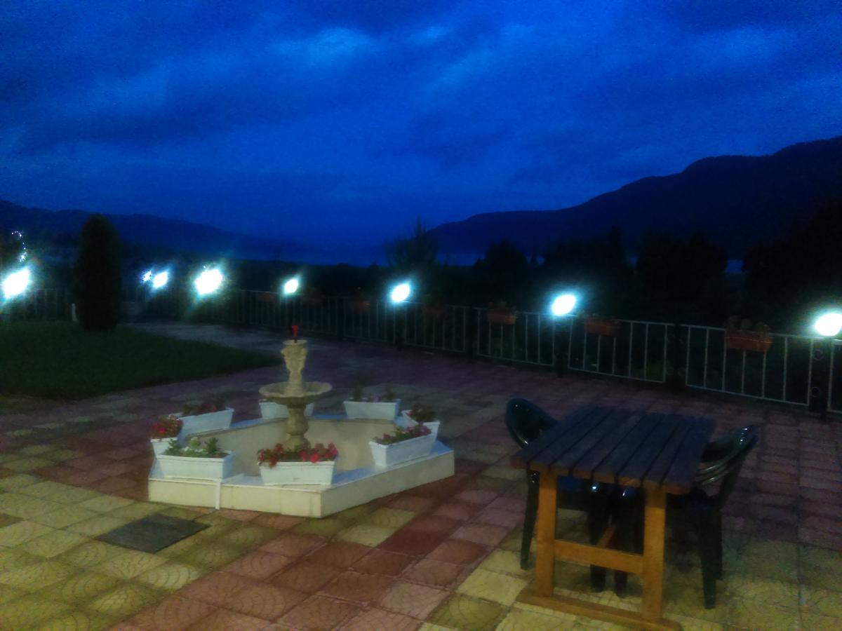 Family Hotel Panorama Sarnitsa Εξωτερικό φωτογραφία